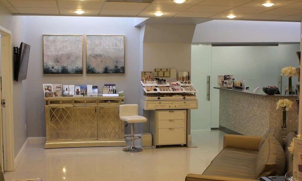 Cosmetic Skin Institute