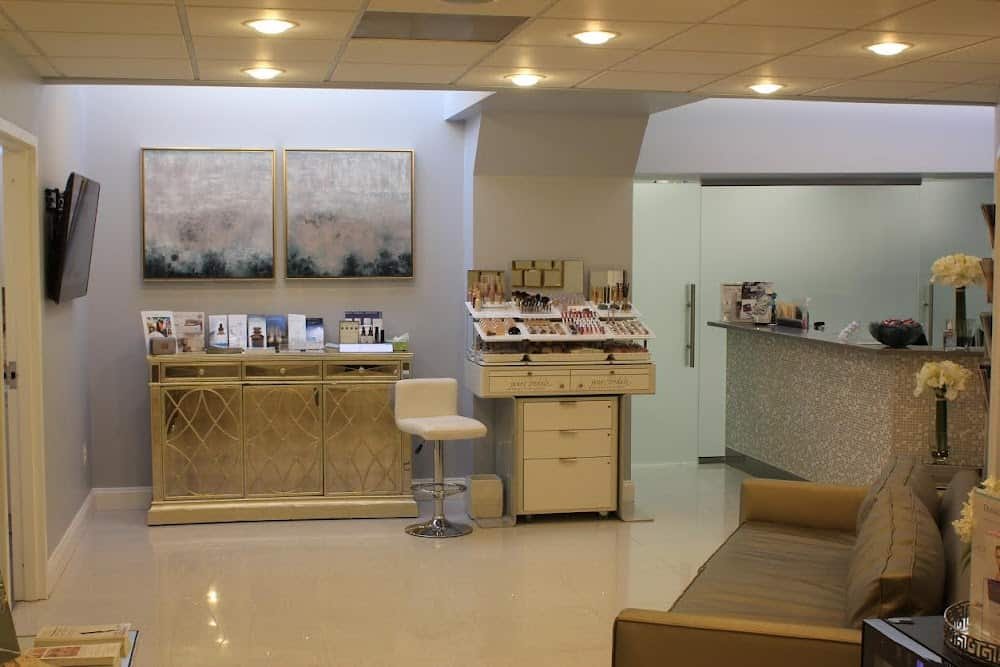 Cosmetic Skin Institute