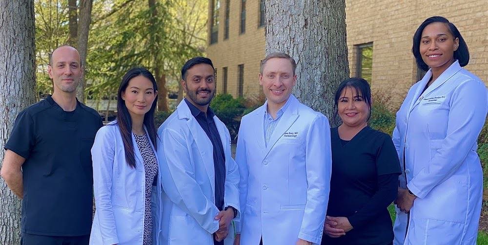 Alexandria Associates in Dermatology
